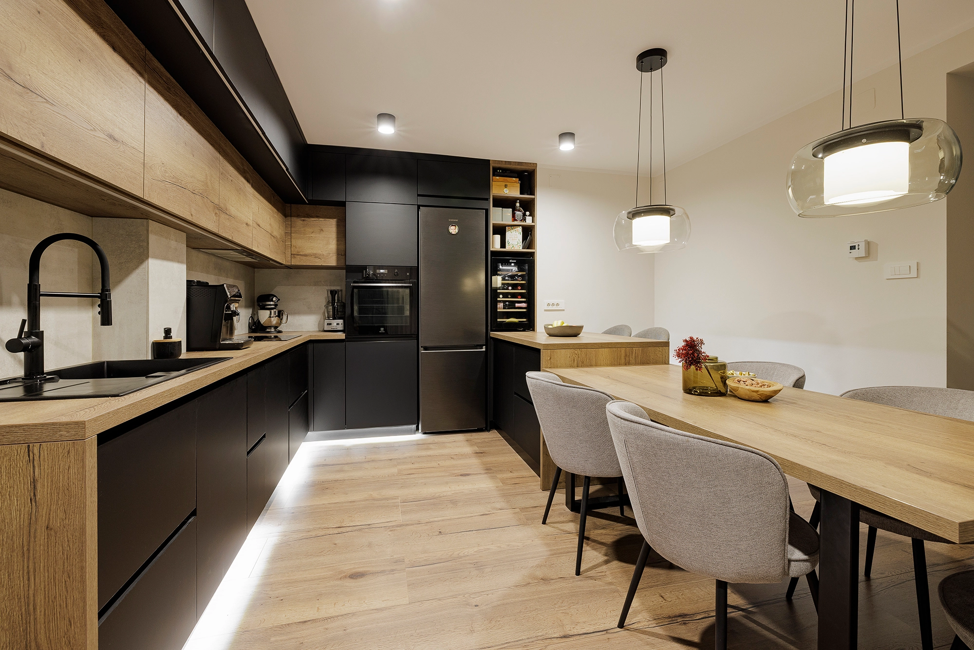 Okto namještaj po mjeri